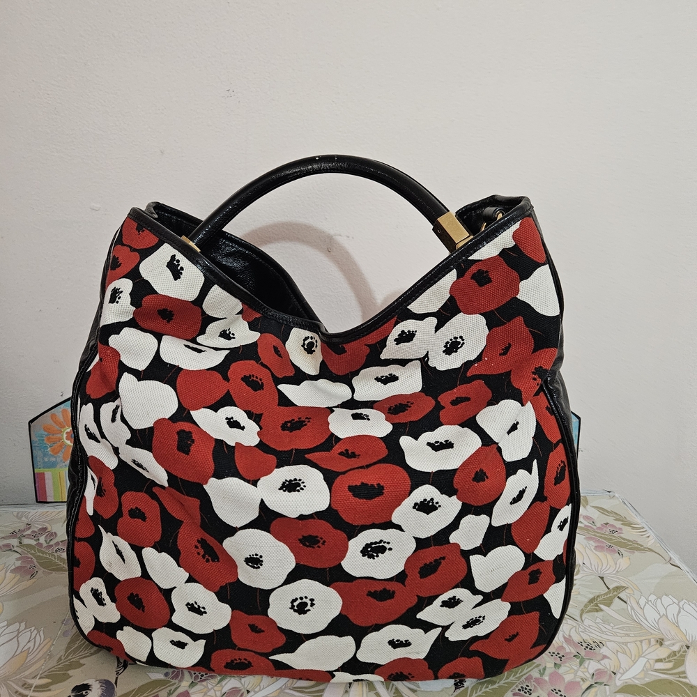 Yves Saint Laurent Poppy Roady Hobo Bag - Picture 3 of 9